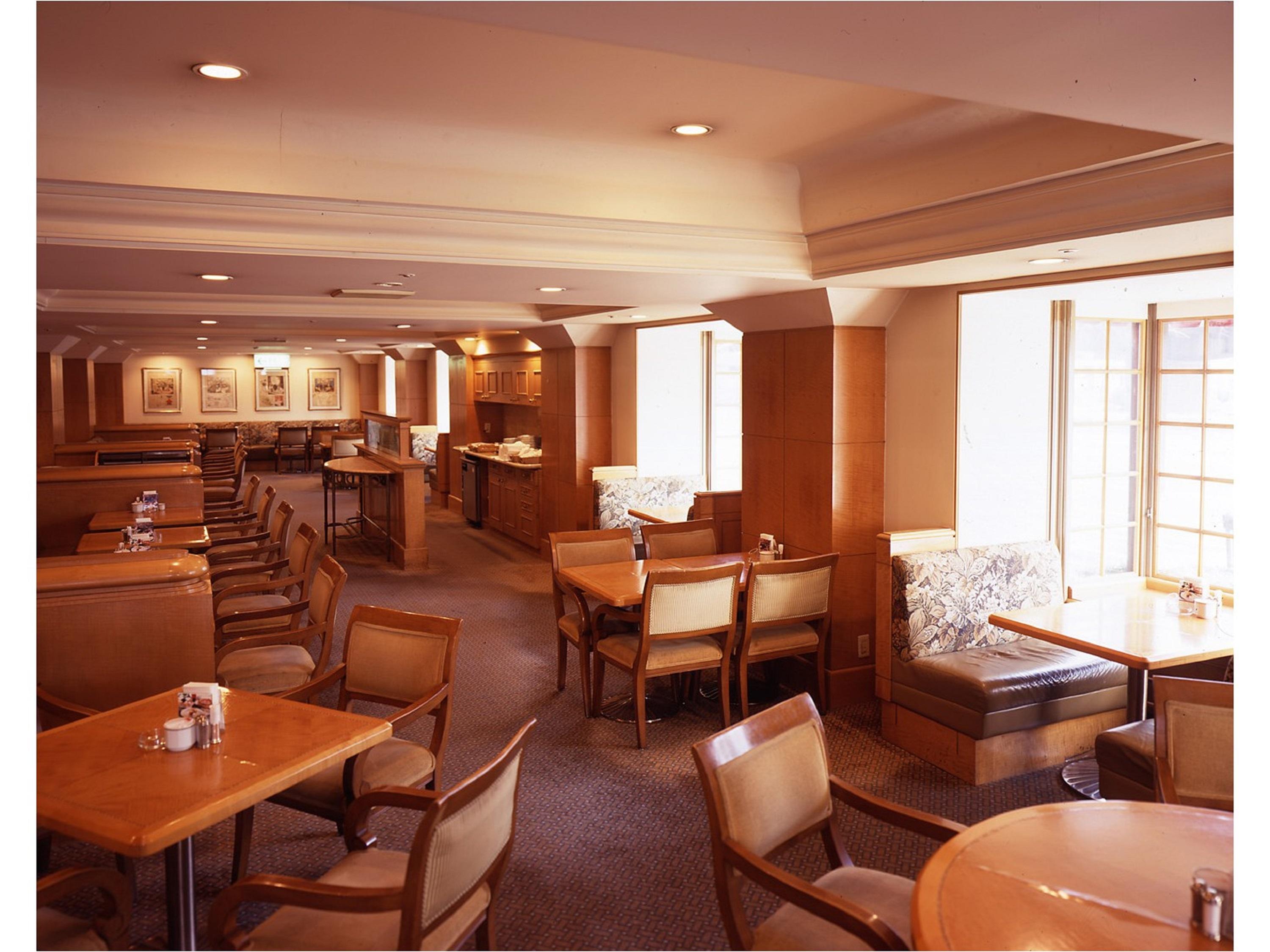 Hotel New Grand Йокогама Екстер'єр фото The dining room at the 1990s